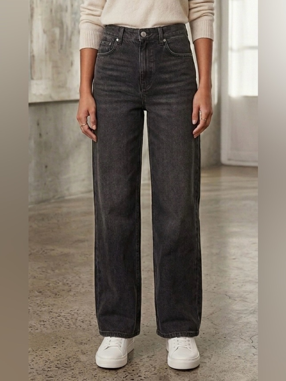 ARDENE 90s High Rise Straight Leg Jeans - Size 5